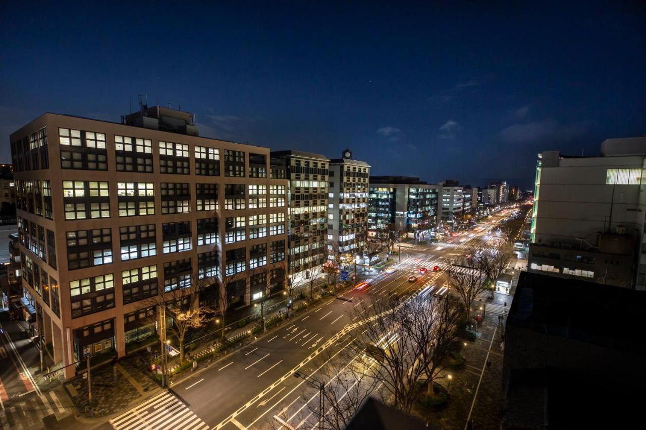 The Royal Park Hotel Iconic Kioto Zewnętrze zdjęcie View of the neighborhood at night