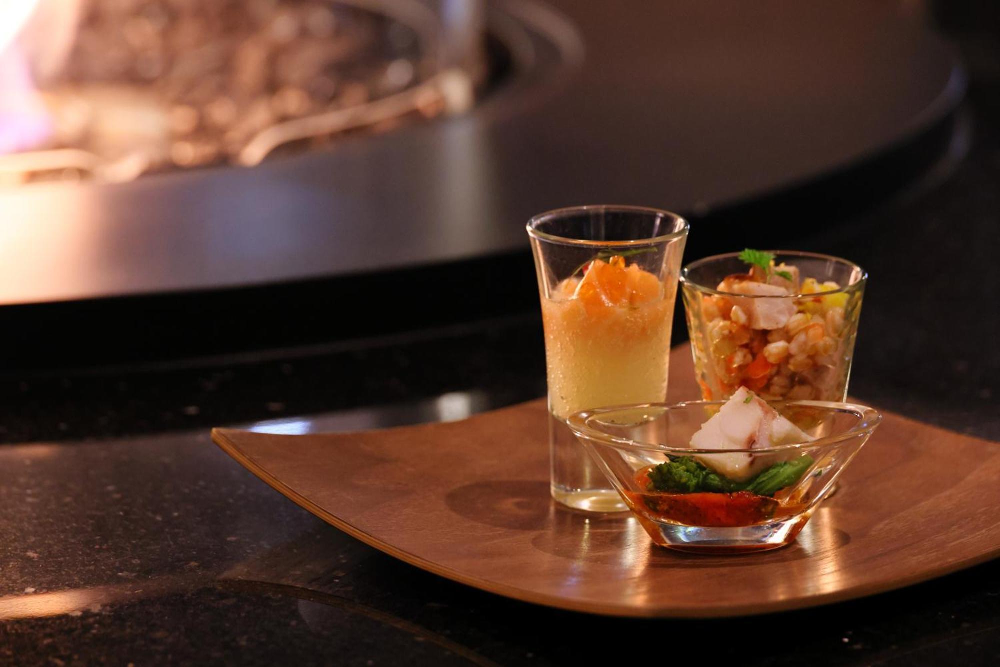 The Royal Park Hotel Iconic Kioto Zewnętrze zdjęcie A selection of amuse-bouches