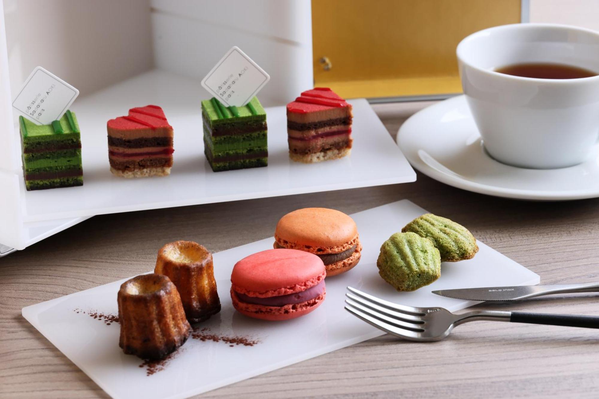 The Royal Park Hotel Iconic Kioto Zewnętrze zdjęcie A selection of French pastries