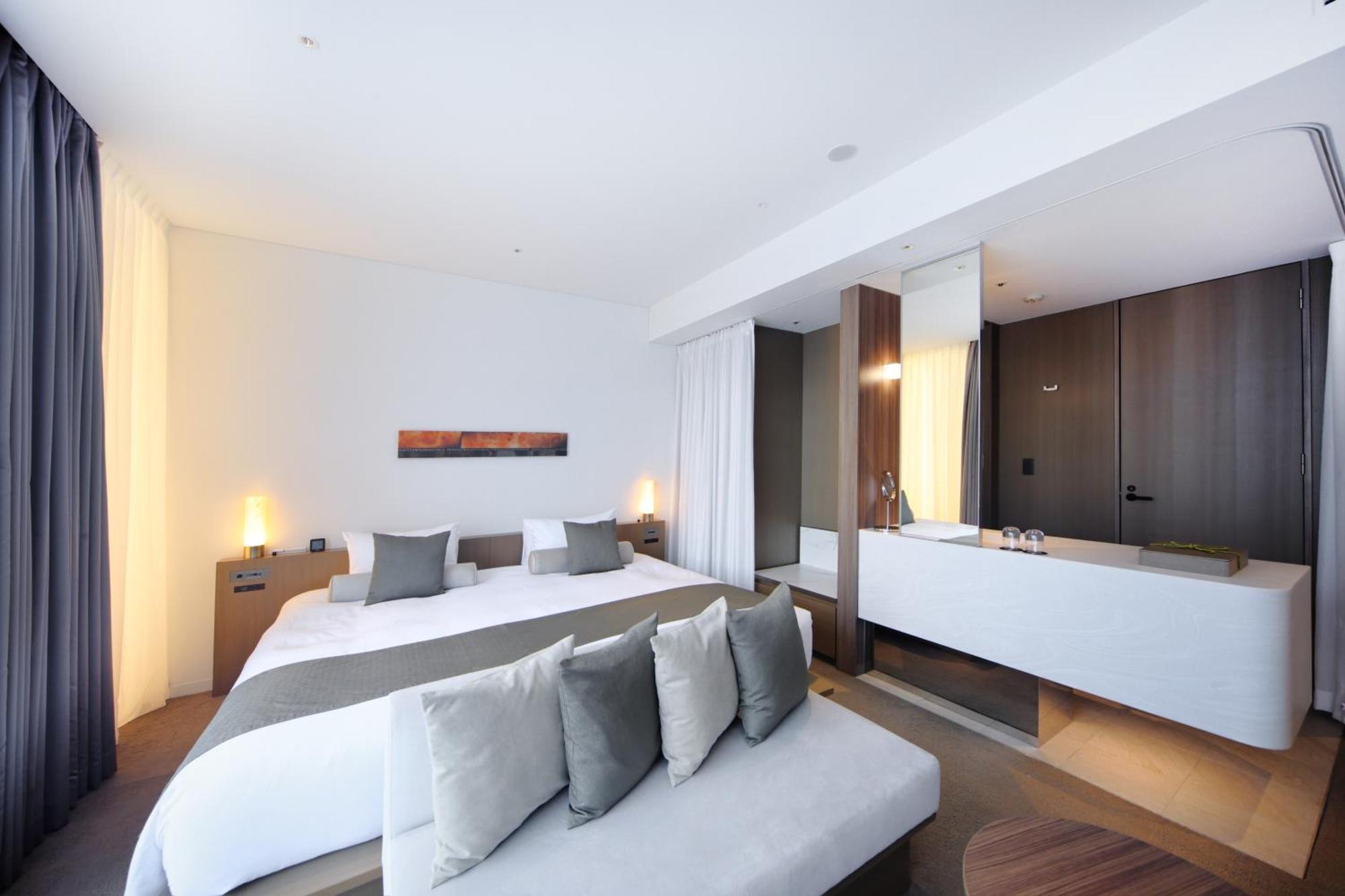 The Royal Park Hotel Iconic Kioto Zewnętrze zdjęcie A bedroom at the hotel